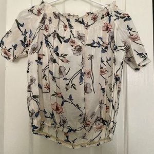 OFF THE SHOULDER CROP TOP